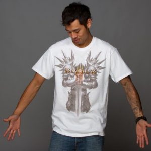 395.jpg Diablo III Tyrael Standing - bílá | L | Premium